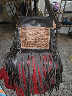 Women's Chocolate Leather Fringe Crossbody Bag w/ Tan Croc Accent EUC